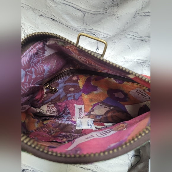 Designated purse in multi color pattern European - Picture 10 of 14